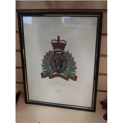 RCMP FRAMED COLLEGE OF ARMS PICTURE IN BLACK FRAME