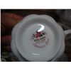 Image 2 : LAVENDER ROSE TEAPOT, CUPS, AND SAUCERS