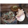 Image 1 : CONCH SHELL MURANO DISH AND SHELL DISH