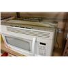 Image 2 : GE SPACEMAKER MICROWAVE OVEN AND BROAN RANGE HOOD