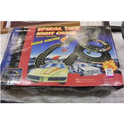 VINTAGE RACETRACK SPIRAL TIER NIGHT CHASE