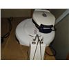 Image 2 : PROCTOR SILEX WAFFLE GRILL AND GEORGE FORMAN GRILL AND OIL AND VINEGAR DISPENSER