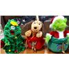 Image 3 : ANIMATED SINGING CHRISTMAS FIGURES SANTA, SNOWMEN AND RACCOONS ALL WORKING