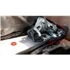 Image 1 : 24/7 MENS SNOWBOARD WITH BOOTS AND BINDINGS IN BURTON BAG
