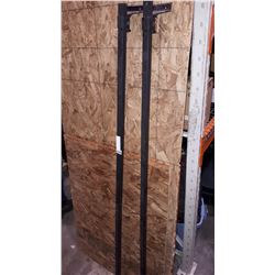 PAIR OF UNIVERSAL ROOF RACKS