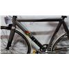 Image 2 : GREY CINELLI ROAD BIKE