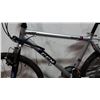 Image 2 : GREY CCM BIKE