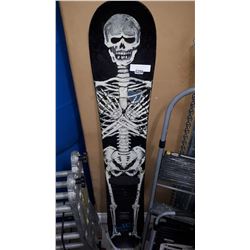 LIB TECH SKELETON SNOWBOARD