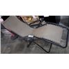 Image 2 : FOLDING LOUNGE CHAIR