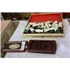 Image 3 : BONE CHESS BOARD W/ PORCELAIN PIECES AND CARVED CRIB BOARD