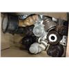 Image 2 : LOT OF ISULATORS AND ANTIQUE IRONS