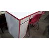 Image 3 : PINK AND WHITE SINGLE PEDESTAL DESK AND CHAIR