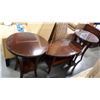 Image 2 : 3 PEICE GLASSTOP MAHOGANY COFFEE TABLE SET