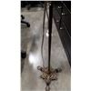 Image 2 : VINTAGE BRASS FLOOR LAMP