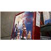 Image 2 : VINTAGE STYLE CHRISTMAS CHARACTERS - NEW IN THE BOX