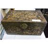 Image 1 : CARVED WOOD TRUNK