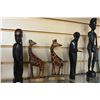 Image 1 : LOT OF WOOD FIGURES