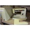 Image 1 : PFAFF SEWING MACHINE