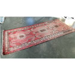 HAND KNOTTED PERSIAN CARPET