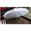Image 4 : 8 NEW CANADIAN STUDIO 33" TRANSLUCENT UMBRELLA FOR PHOTOGRAPHY STUDIO RETAIL $130