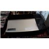 Image 2 : ORECK AIR PURIFIER