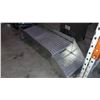 Image 2 : ALUMINUM CHECKER PLATE STEP
