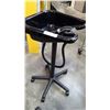 Image 2 : SALON SHAMPOO SINK