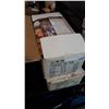 Image 1 : 2 BOXES OF MAY LIGHTBULBS