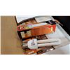 Image 2 : 2 BOXES OF MAY LIGHTBULBS