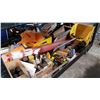 Image 2 : SHELF LOT OF TOOLS AND SHOP SUPPLIES