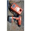 Image 2 : HILTI CORDLESS DRILL & CHARGER