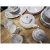 Image 2 : WESTBURY WEDGEWOOD CHINA