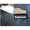 Image 2 : 1910 BABY GRAND PIANO SALESMAN SAMPLE