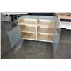 Image 2 : MAPLE GLASSDOOR IKEA STAND