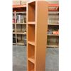 Image 2 : 6 FOOT MAPLE BOOKSHELF