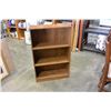 Image 1 : 4 FOOT BOOKSHELF