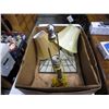 Image 1 : LAMP WITH 2 SHADES, STAINED GLASS