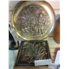 Image 2 : VEST GERMAN VASE, DUCK BRUSH, METAL PLATE AND TILE ART