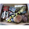 Image 2 : BOX OF COLLECTABLES AND METAL TOYS