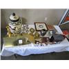 Image 1 : LOT OF VASES, BRASS MAIL BOX AND HOME DECOR