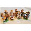 Image 1 : 8 FIGURINES