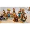 Image 3 : 8 MISC FIGURINES