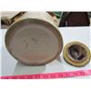 Image 3 : 1 GAL. LIDDED CROCKERY CONTAINER W/ WIRE HANDLE