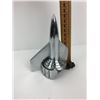 Image 2 : 1957 CHEVY HOOD ORNAMENT