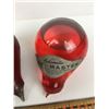 Image 2 : VINTAGE LOT OF 2 FIRE EXTINGUISHING GRENADES