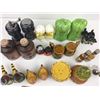 Image 7 : LOT OF 12 SALT AND PEPPER (SCHLITZ BEER, CATS, CHICKENS…)