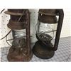 Image 5 : LOT OF 2 ANTIQUE BARN LANTERNS