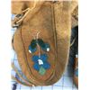 Image 2 : BEADED MOCCASINS