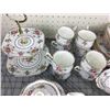 Image 8 : 46 PIECES ROYAL ALBERT “PETIT POINT” CHINA GREW POT CREAM SUGAR EXCELLENT COND.