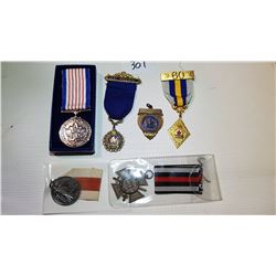 LOT OF 6 VARIOUS MEDALS